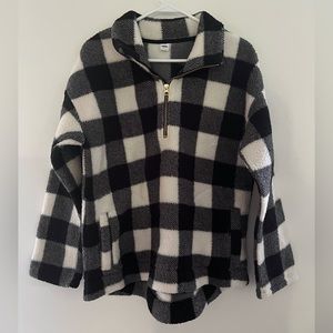 L Old Navy Sherpa Zip Up